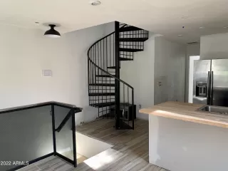 Photo #6: 6456948 Listing