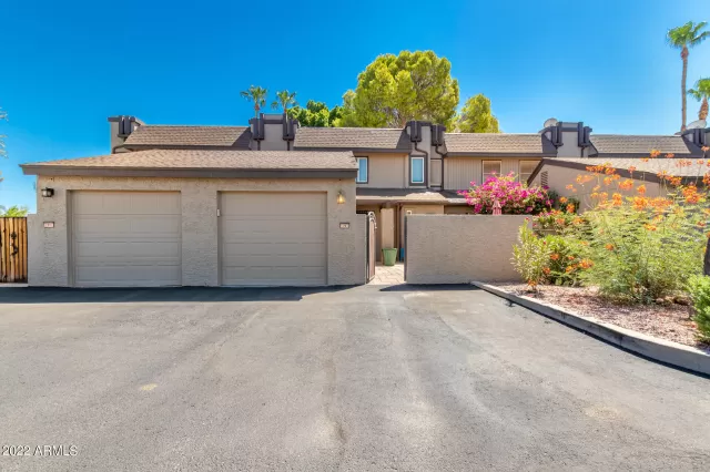 MLS: 6457007 Condo For Sale