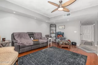 Photo #4: 6457007 Listing