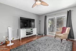 Photo #6: 6457007 Listing