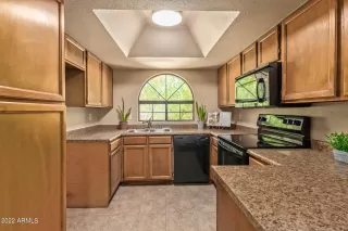 Photo #1: 6457497 Listing