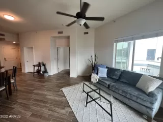 Photo #6: 6457576 Listing 