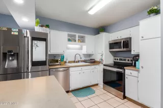 Photo #6: 6458229 Listing 