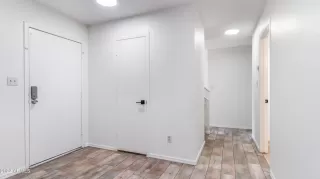 Photo #4: 6458367 Listing