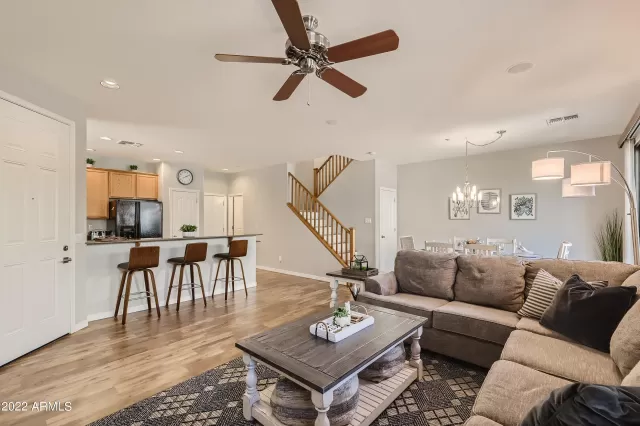 MLS: 6458631 Condo For Sale