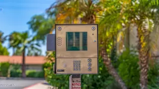 Photo #6: 6458857 Listing 