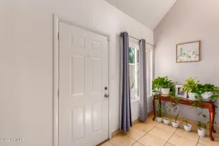 Photo #2: 6458957 Listing