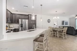 Photo #5: 6459091 Listing 