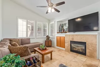 Photo #6: 6459157 Listing 