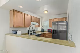 Photo #6: 6459186 Listing