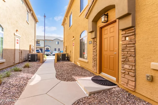 MLS: 6459187 Condo For Sale