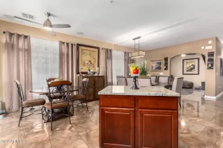 Photo #5: 6459187 Listing 