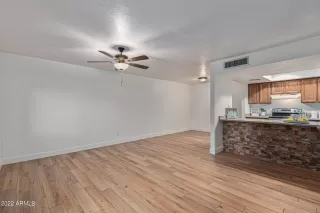 Photo #3: 6459265 Listing