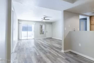 Photo #6: 6459338 Listing 