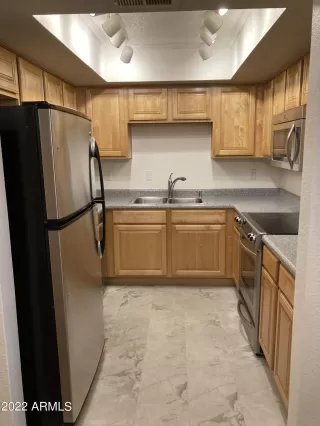 Photo #6: 6459415 Listing 