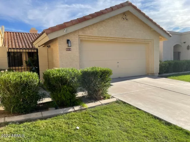 MLS: 6459485 Condo For Sale