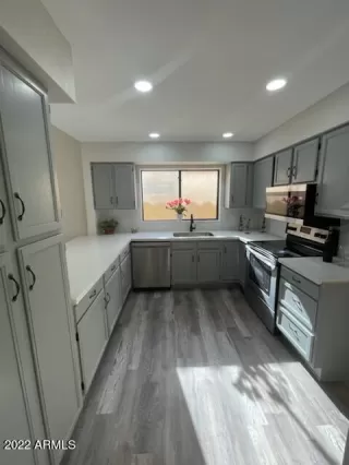 Photo #3: 6459485 Listing