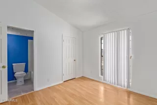 Photo #5: 6459538 Listing 