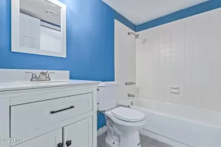 Photo #6: 6459538 Listing 