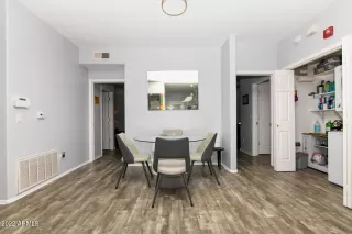 Photo #3: 6459721 Listing