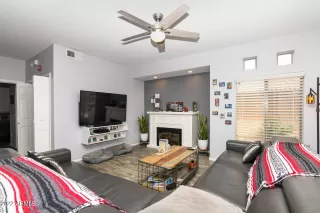 Photo #4: 6459721 Listing