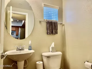 Photo #5: 6459725 Listing