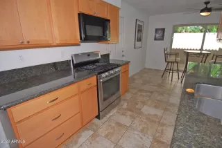 Photo #3: 6459844 Listing