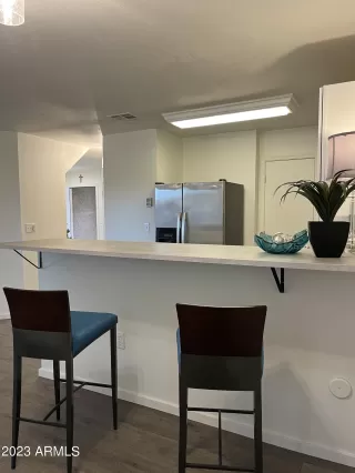 Photo #4: 6460007 Listing