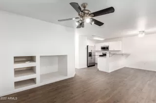 Photo #6: 6460007 Listing