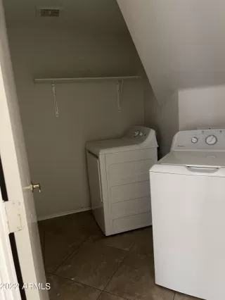 Photo #5: 6460291 Listing 