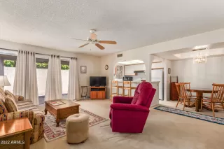 Photo #5: 6460745 Listing 