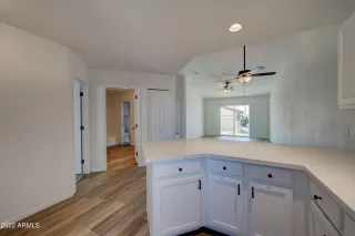 Photo #6: 6460813 Listing