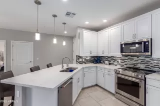 Photo #1: 6460817 Listing