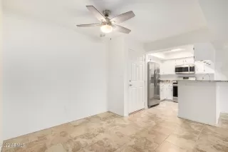 Photo #6: 6460830 Listing 