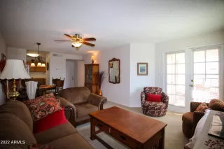 Photo #5: 6461021 Listing 