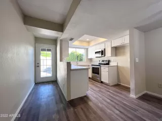 Photo #2: 6461039 Listing 