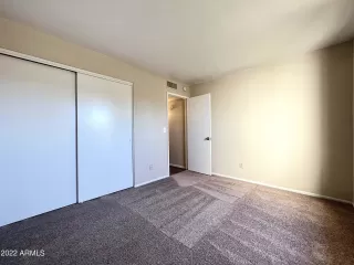 Photo #6: 6461039 Listing 