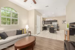 Photo #4: 6461424 Listing 