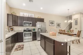 Photo #5: 6461424 Listing 