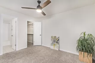 Photo #5: 6461425 Listing