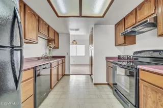 Photo #2: 6461514 Listing 