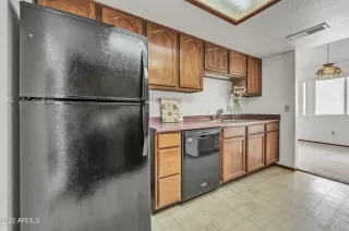 Photo #4: 6461514 Listing 