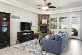 Photo #4: 6461581 Listing