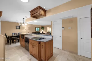 Photo #2: 6461859 Listing