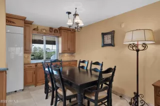 Photo #6: 6461859 Listing