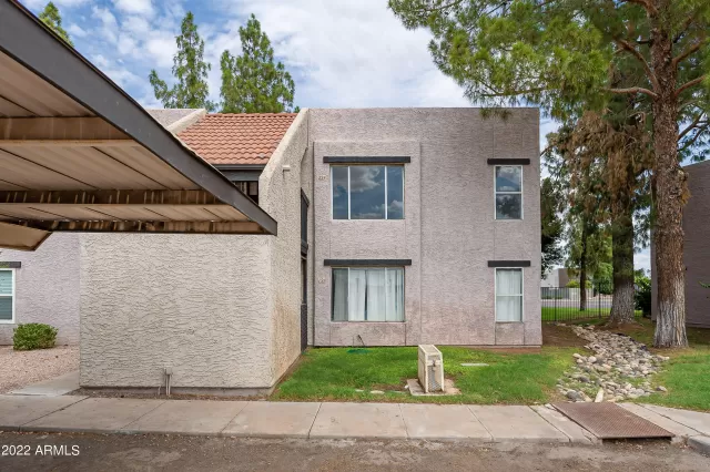 MLS: 6461939 Condo For Sale