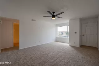 Photo #5: 6461939 Listing