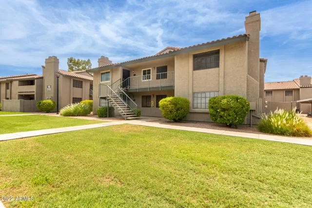 MLS: 6462244 Condo For Sale