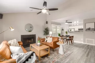 Photo #1: 6462244 Listing 