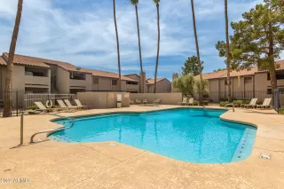 Photo #4: 6462244 Listing 